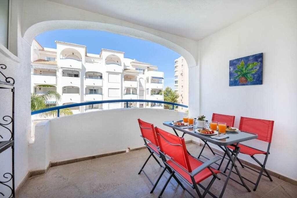 797 Holiday Rentals- Hermoso Apartamento Para 4 En เบนัลมาเดนา ภายนอก รูปภาพ
