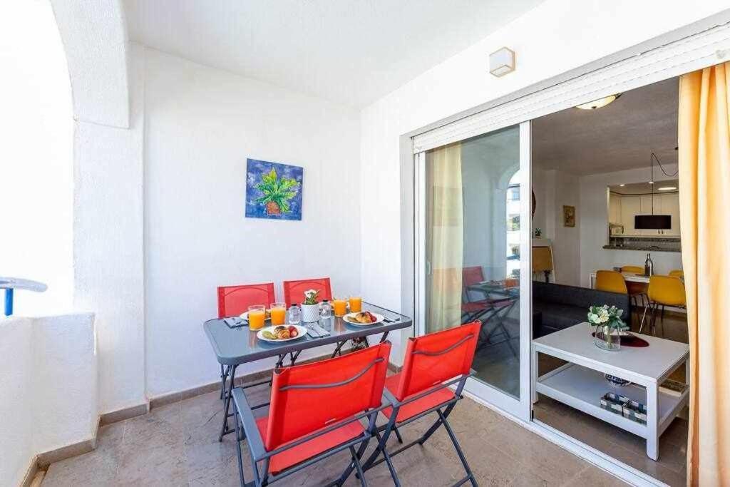 797 Holiday Rentals- Hermoso Apartamento Para 4 En เบนัลมาเดนา ภายนอก รูปภาพ